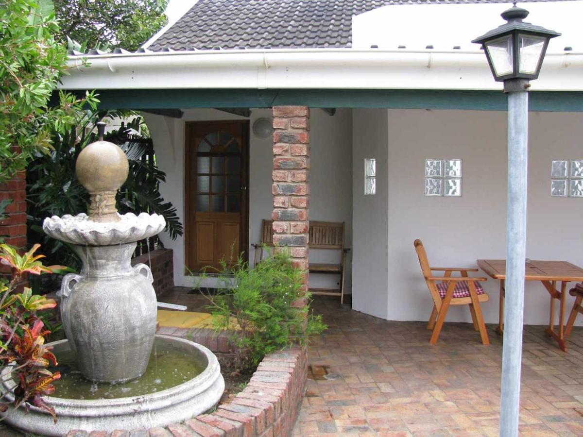 Sounds Of The Sea Bed & Breakfast East London Ngoại thất bức ảnh